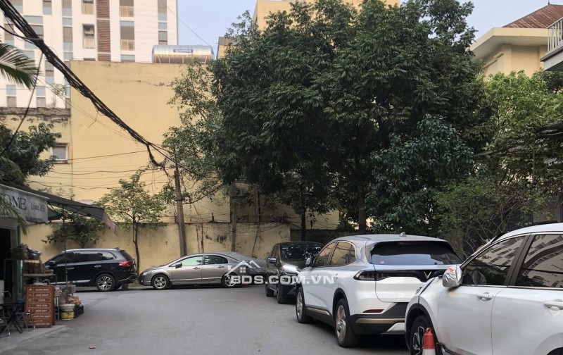 Mặt ngõ Hoàng Cầu, ô tô tránh kinh doanh, 2 thoáng, 100m, 5 tầng, 32 Tỷ